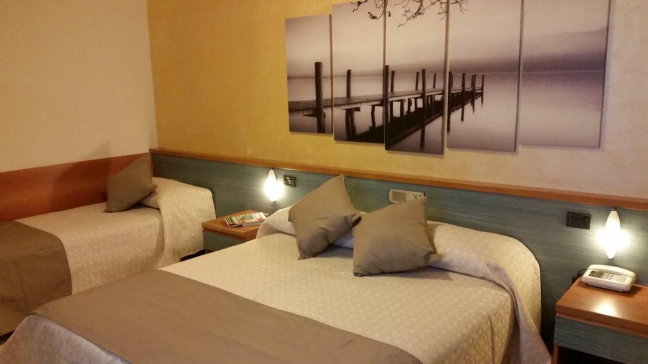 Al Cacciatore 3* Desenzano del Garda